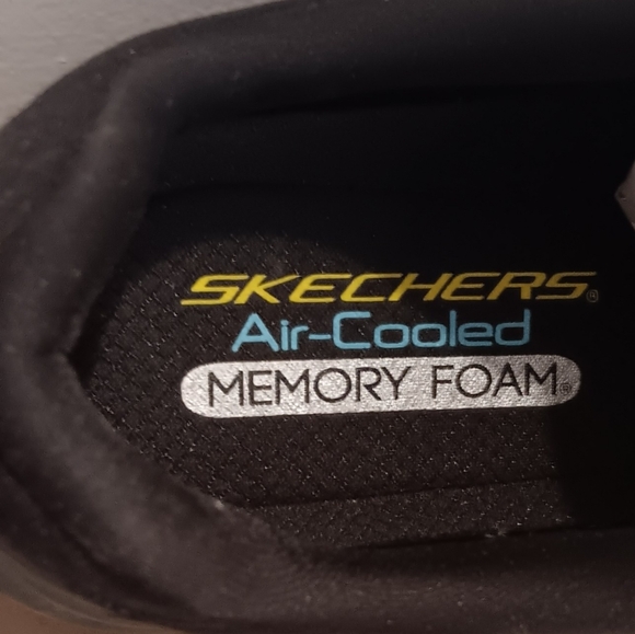 Skechers Men's Black Ultra GO Anti-skid Sz 9.5 - Picture 6 of 7